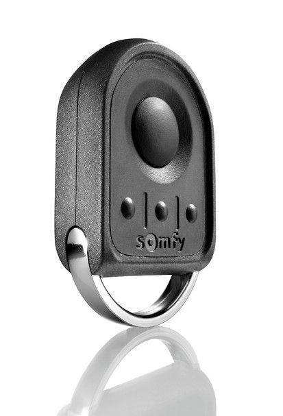 Somfy - Télécommande Situo IO+RTS permet de piloter vos motorisations IO et  RTS / 5 canaux - SOMFY - 1870479 - Télécommande volet roulant - Rue du  Commerce